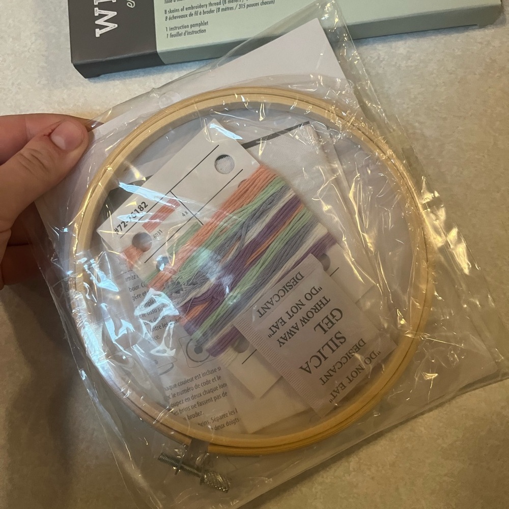 NIB Embroidery kit bundle - Picture 3 of 3